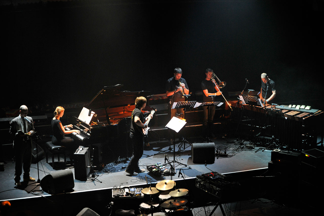 EK at Night of the Unexpected